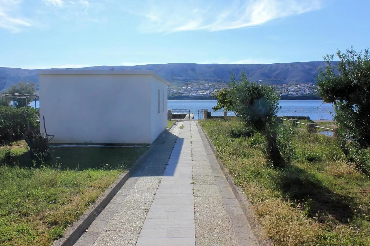 Apartments By The Sea Pag - 9355 Pag Town